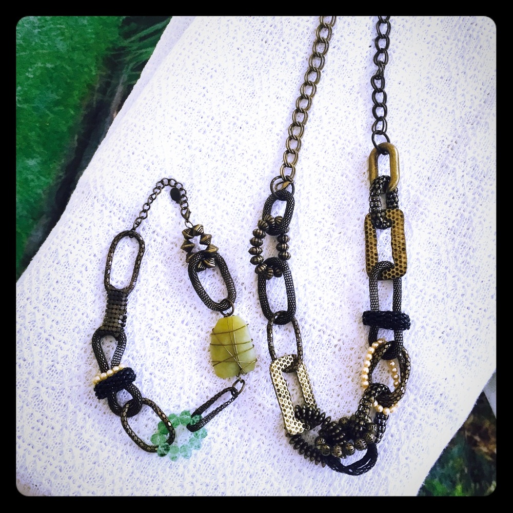 EFM 2 in 1 fashion necklace.